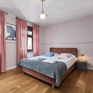 Heart Of Uniwersytecka By Renters Wrocław